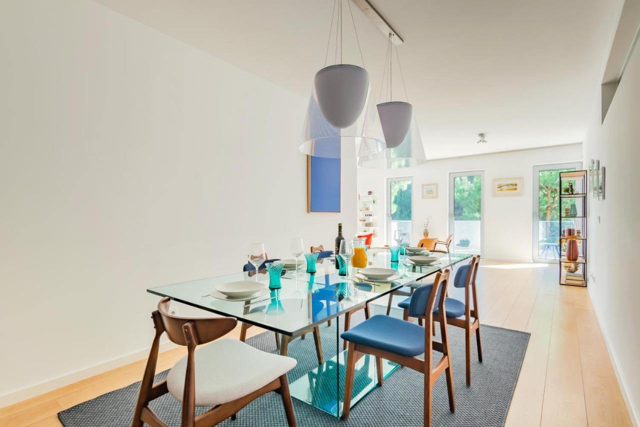 Oeiras Elegant Retreat With Poolアパートメント エクステリア 写真