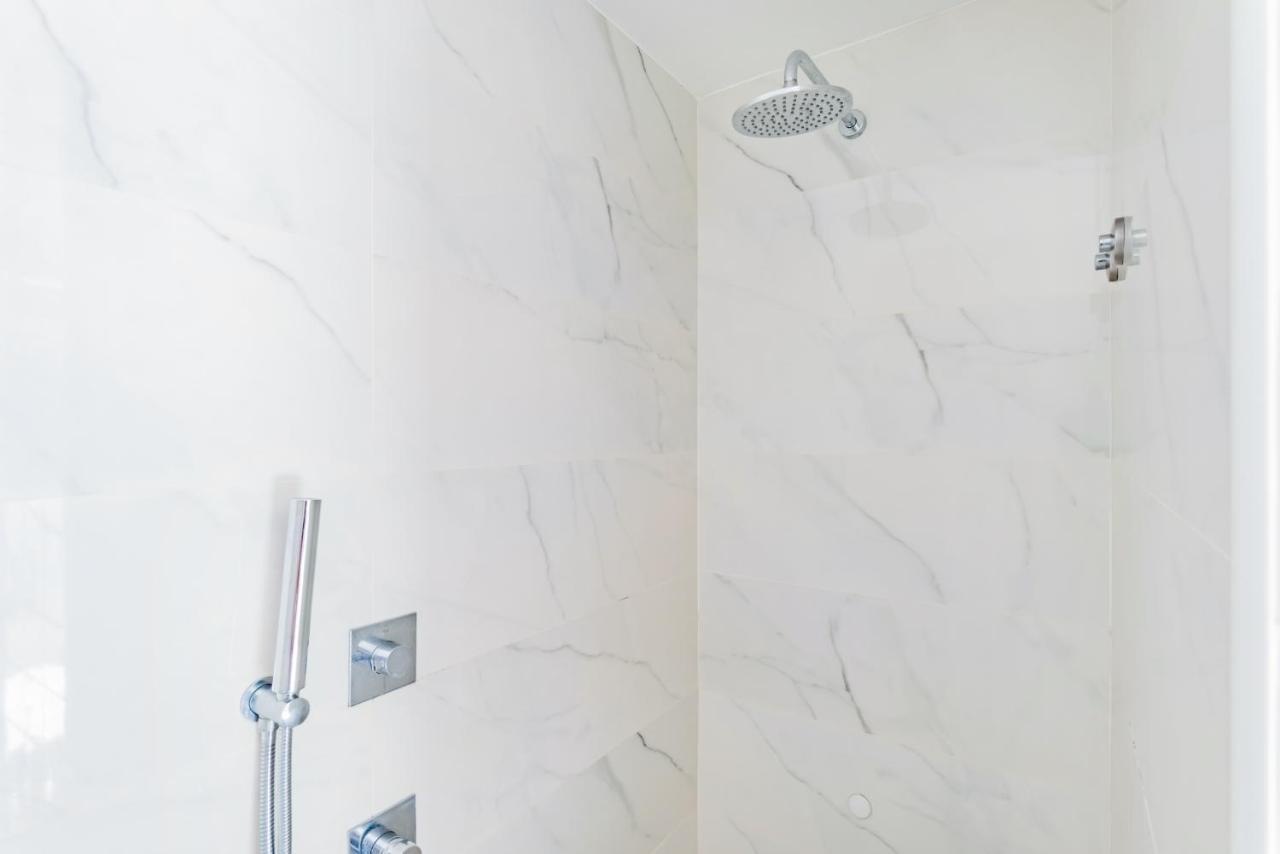 Oeiras Elegant Retreat With Poolアパートメント エクステリア 写真